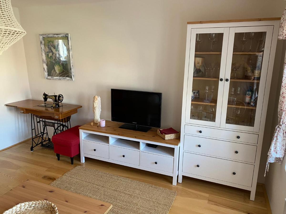 Nad Slovackym Sklipkem Villa Tupesy Екстериор снимка